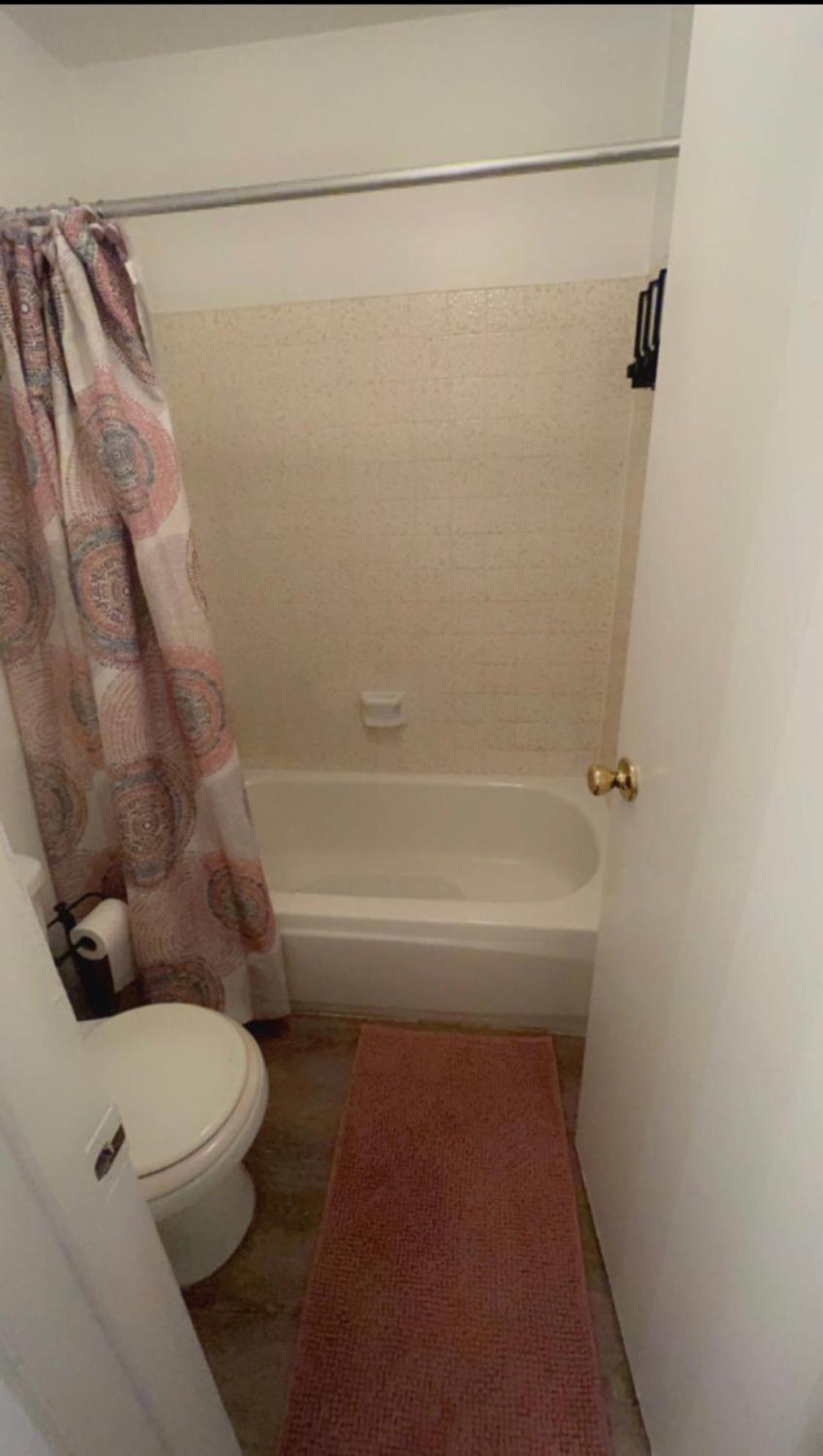 Entire 1br & 1ba Apartamento *